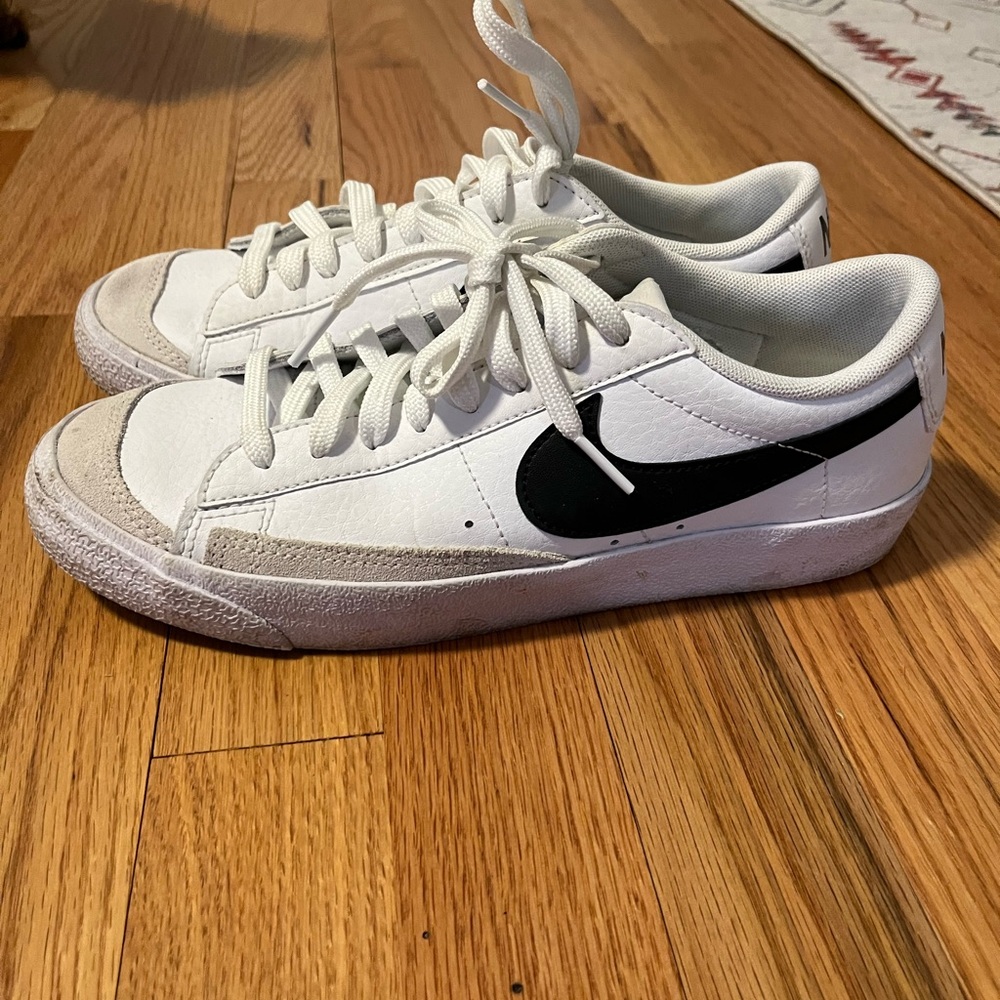 Nike low top Blazer